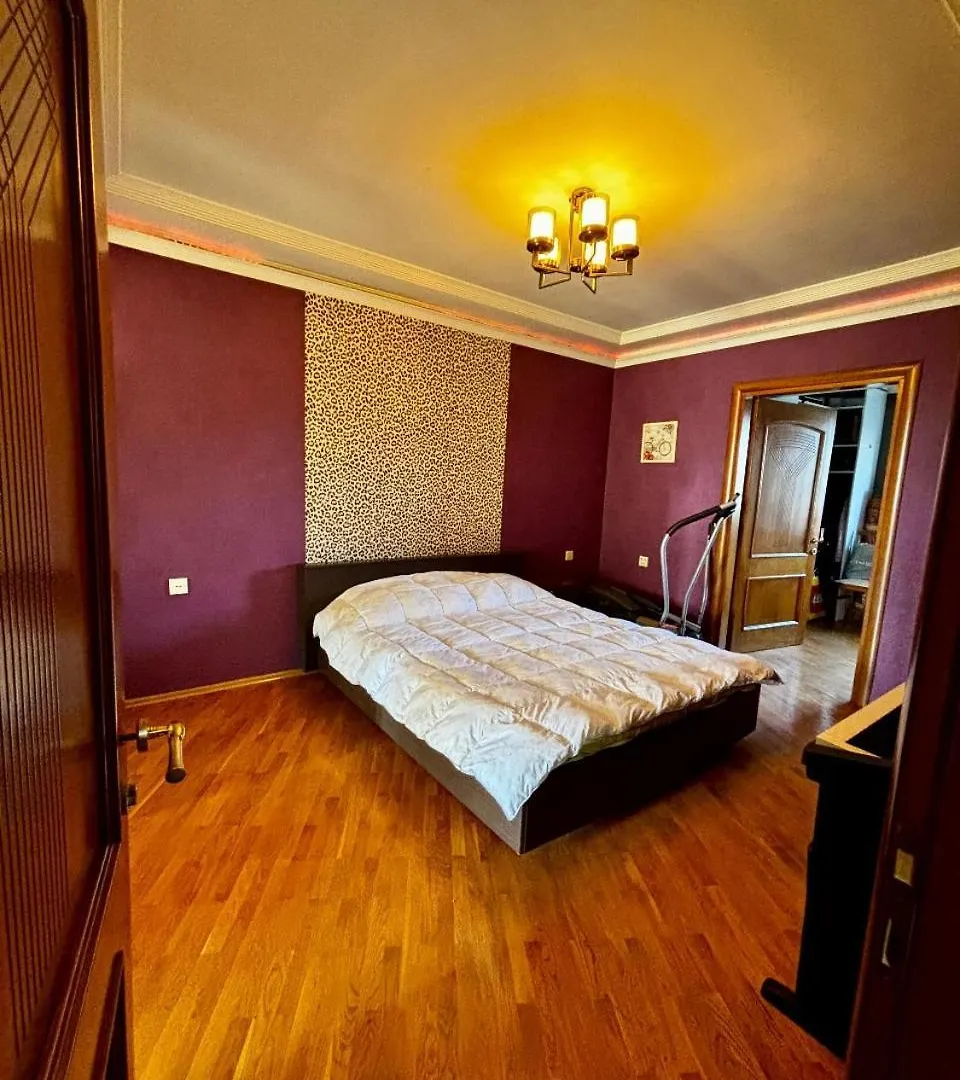 Апартаменты В Самом Центре Баку Apartamento